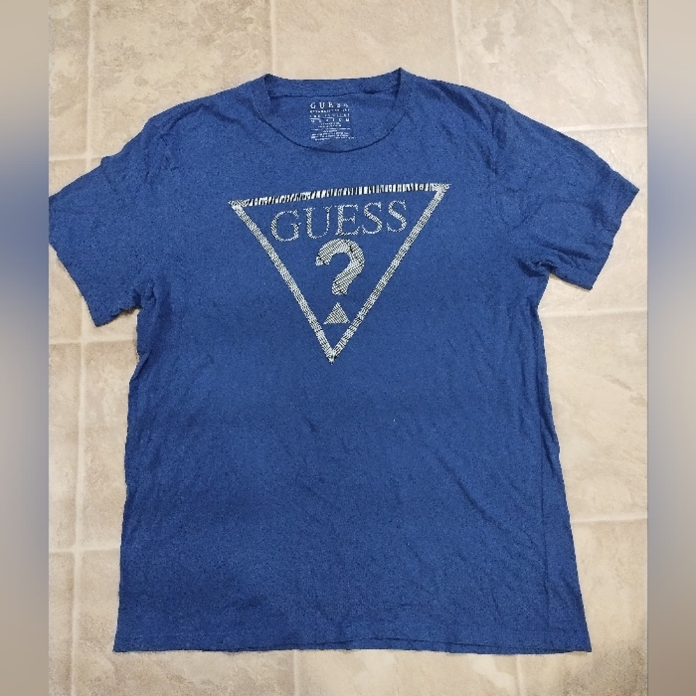 Guess t-shirt